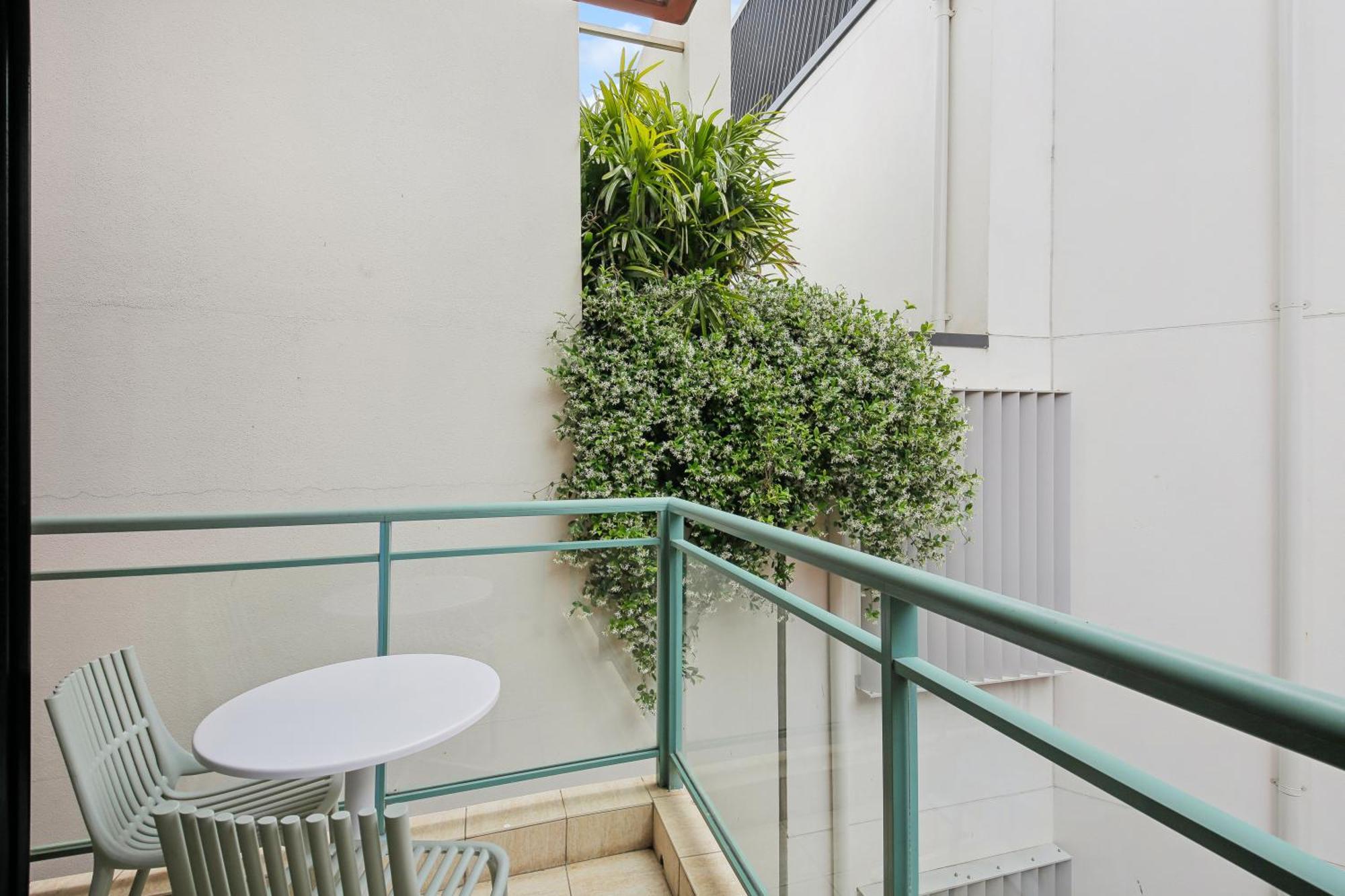 Bondi 38 Serviced Apartments Sydney Exterior photo
